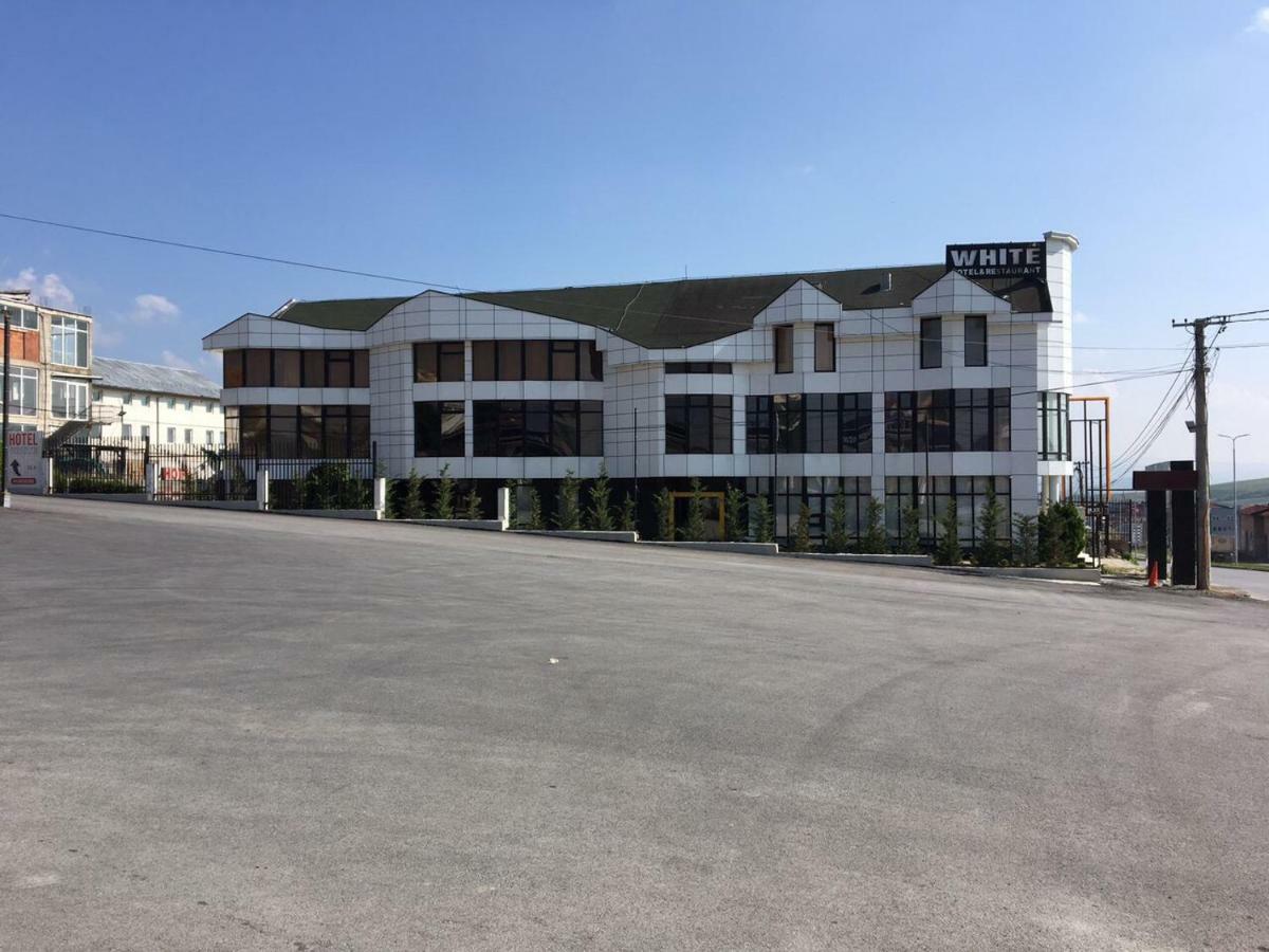 Hotelwhite Gjilan Ngoại thất bức ảnh